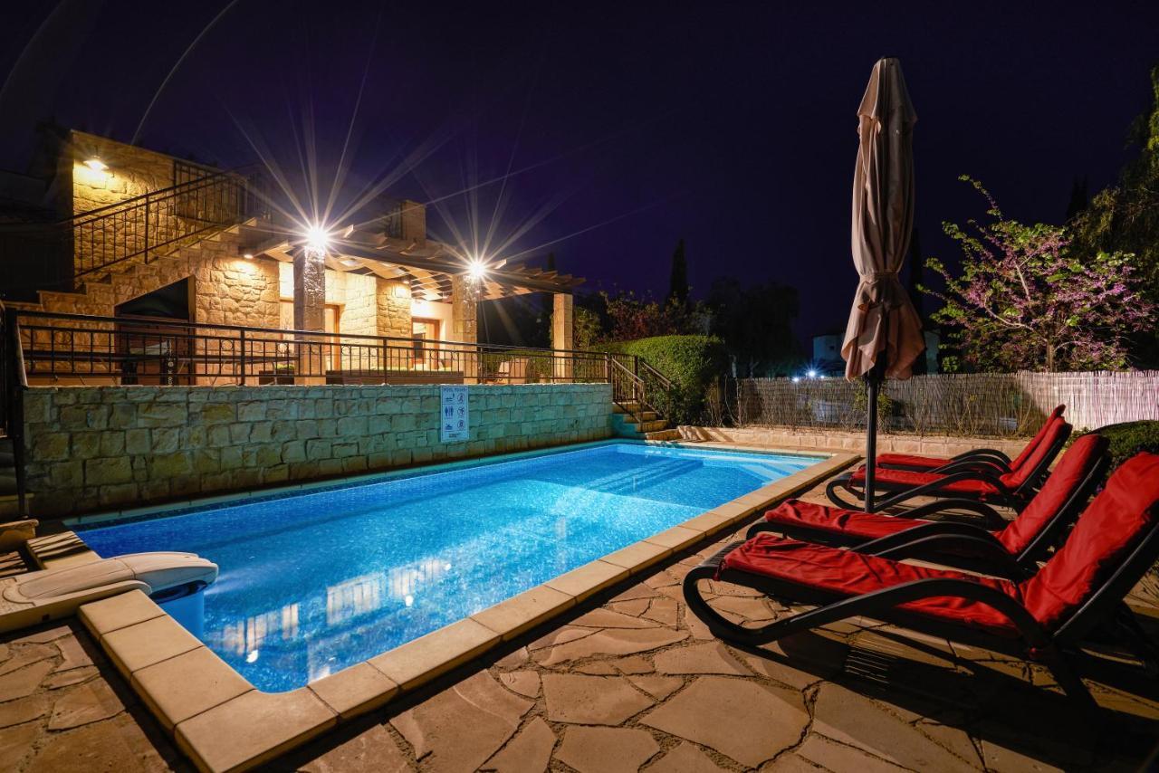 קוקליה 3 Bedroom Villa Madelini With Private Pool, Aphrodite Hills Resort מראה חיצוני תמונה