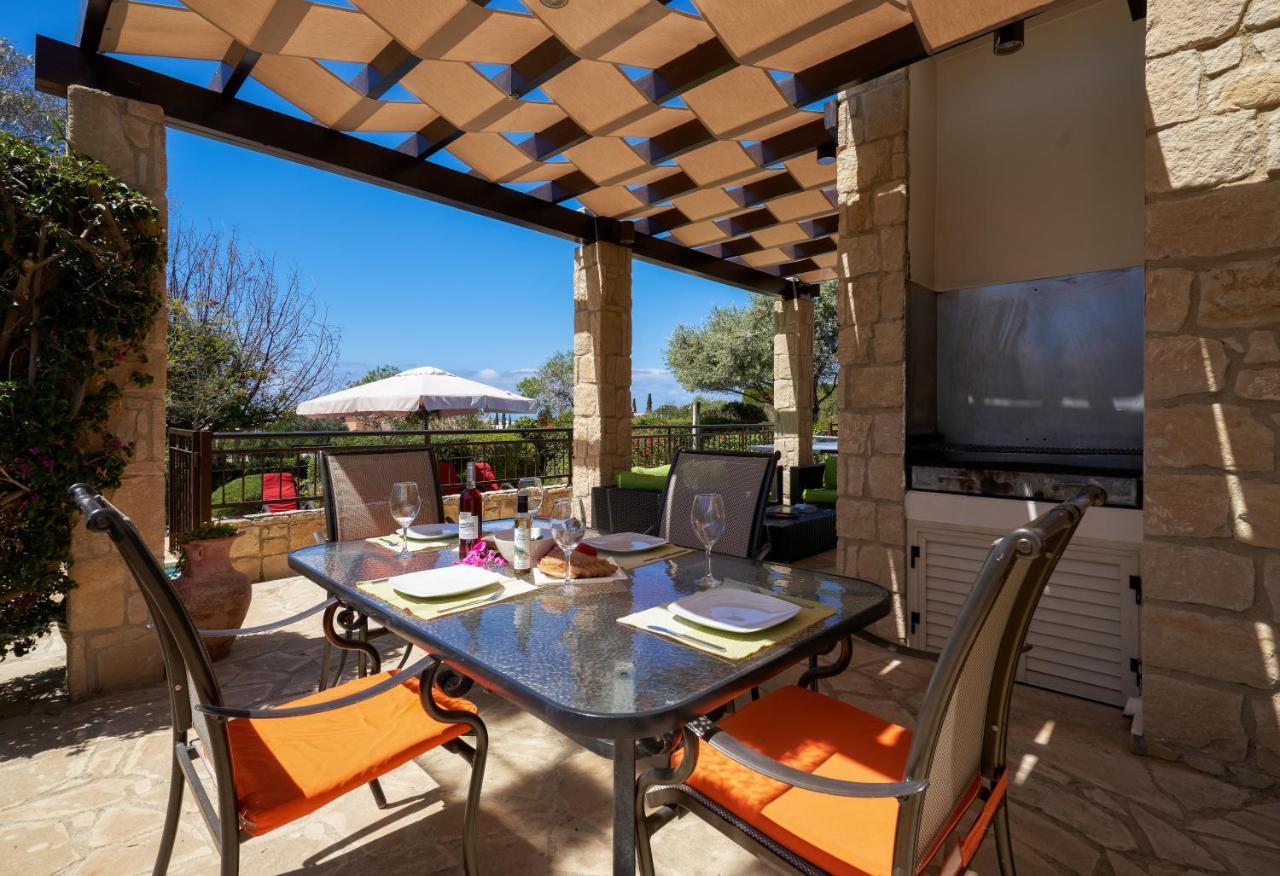 קוקליה 3 Bedroom Villa Madelini With Private Pool, Aphrodite Hills Resort מראה חיצוני תמונה